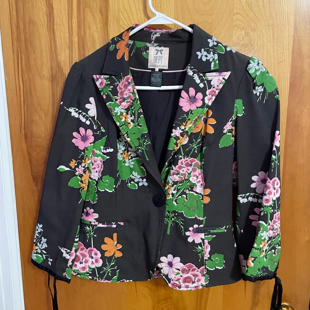 Black and Pink Floral Blazer with Structured Fit